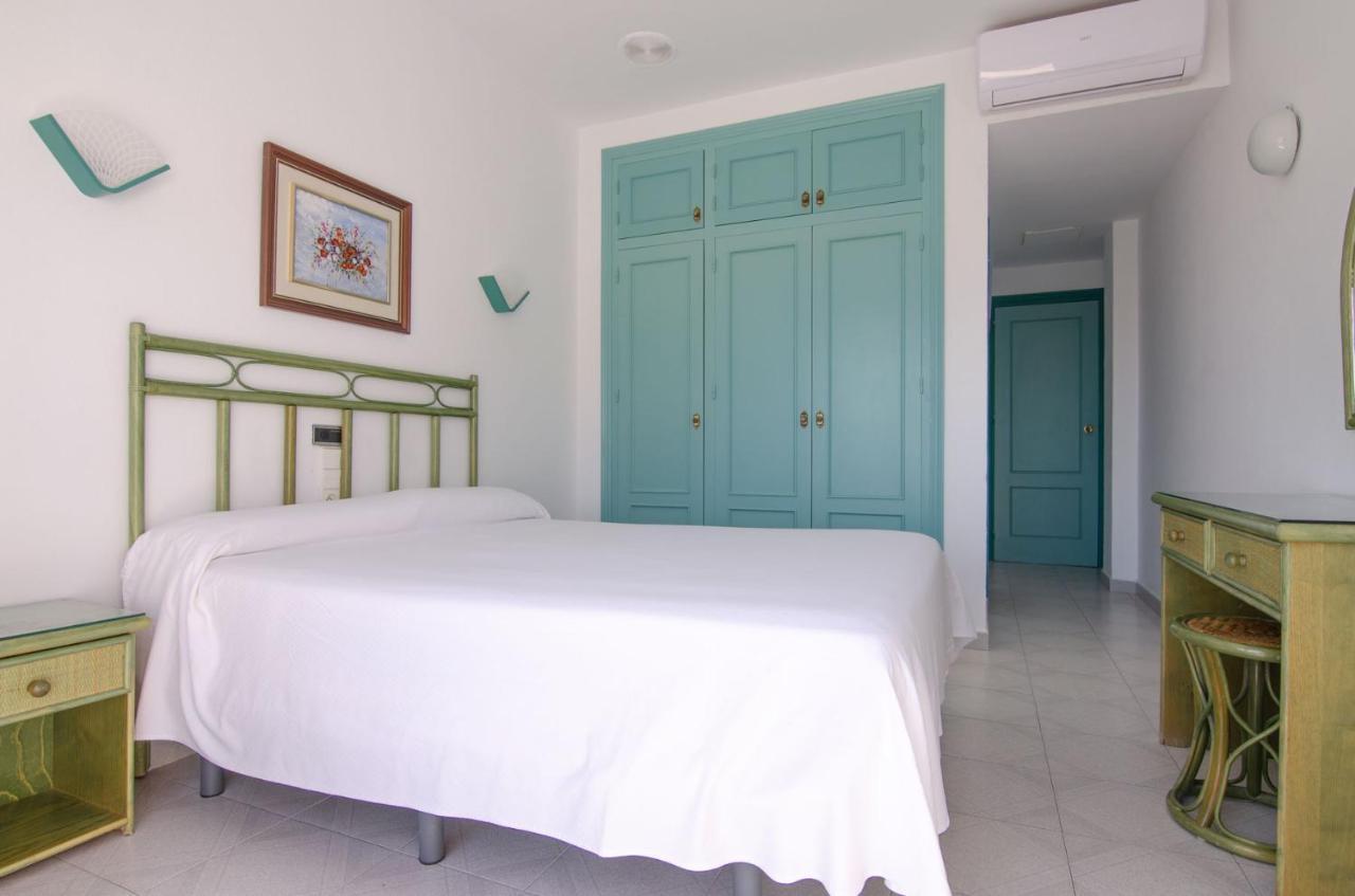 Hostal Manolo Garrucha Buitenkant foto