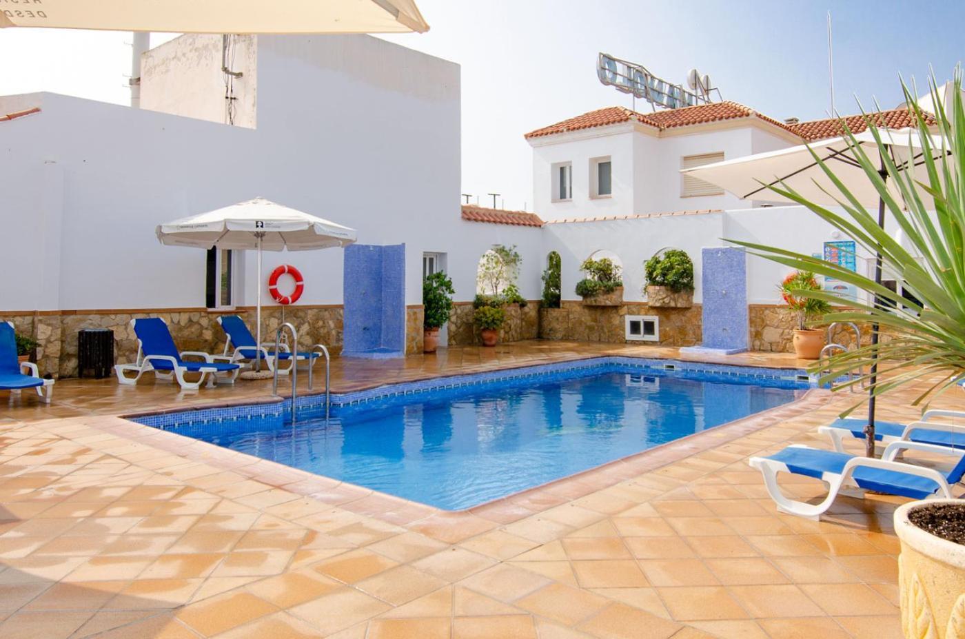 Hostal Manolo Garrucha Buitenkant foto