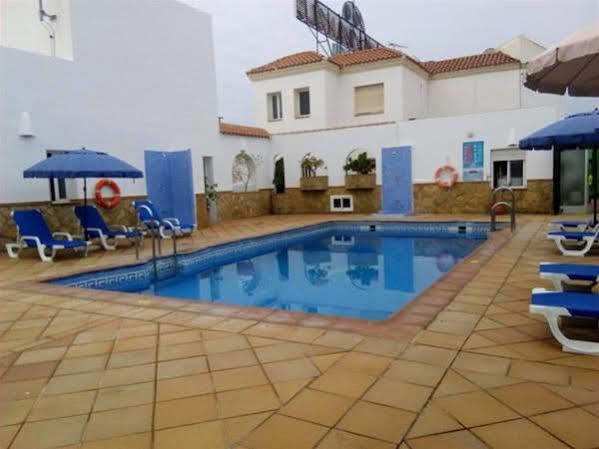 Hostal Manolo Garrucha Buitenkant foto